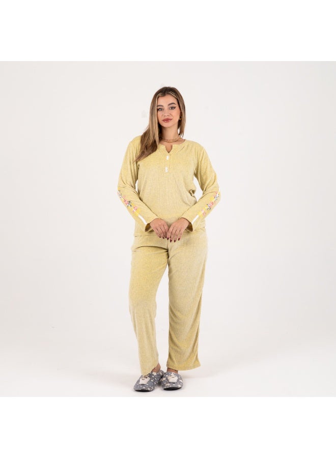 زيكوتكس  طقم بيجامة نسائي شتوي من قطعتين - قطيفة مطرزة بأكمام طويلة - أصفر فاتح (ليموني) - Image 3