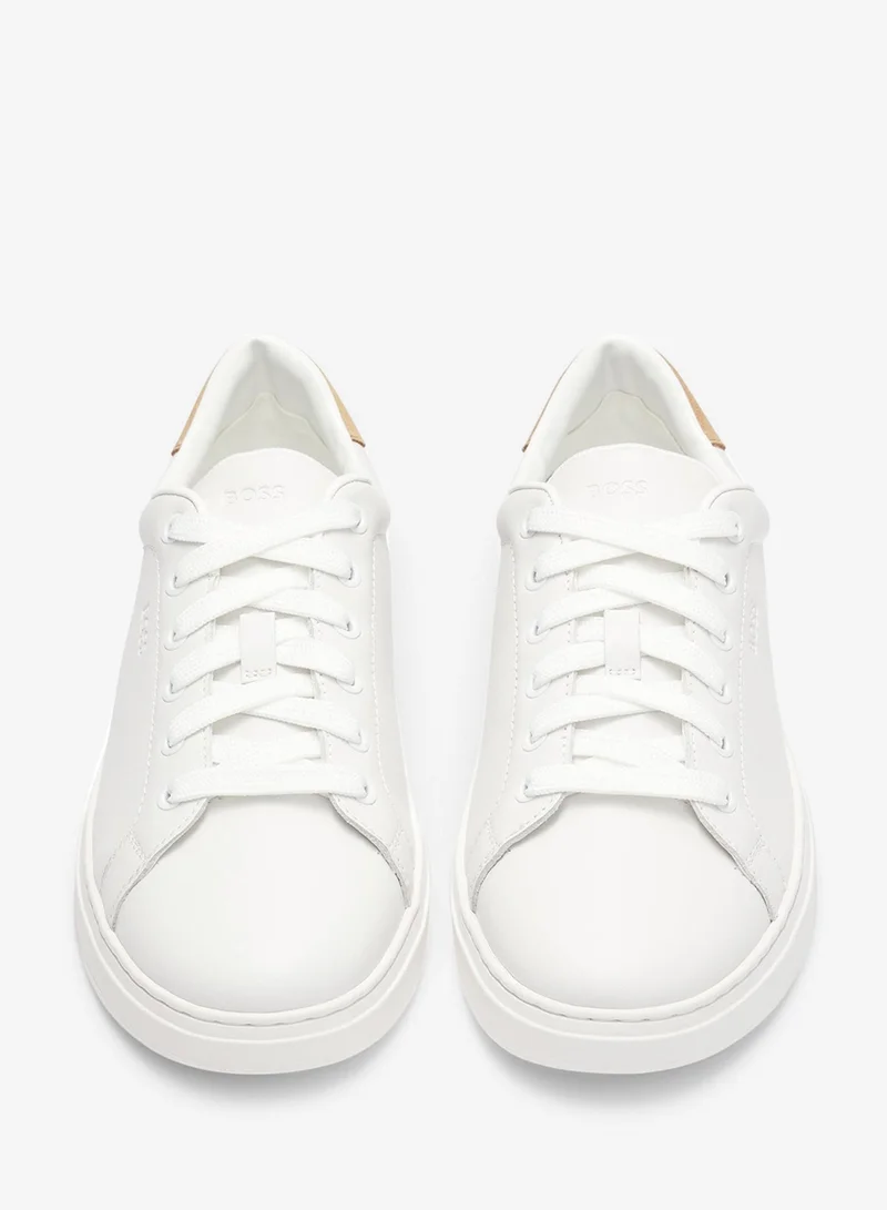 بوس سنيكرز جلد بظهر سويدي