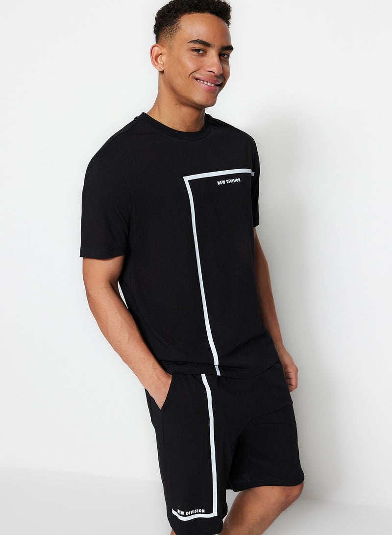 trendyol Black Regular Fit Crew Neck Printed Shorts Pajamas Set TMNSS23PT00017 - Image 2