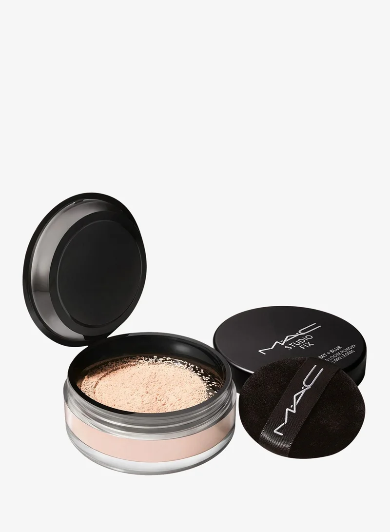 MAC Cosmetics Studio Fix Pro Set + Blur Weightless Loose Powder - Light