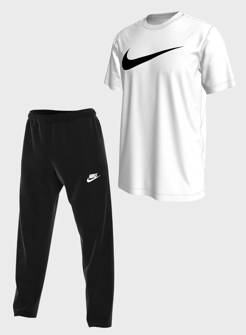 Nike nike tshirt & sweatpants combo
