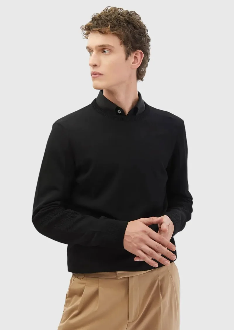 رامسي سويت شيرت أسود محبوك