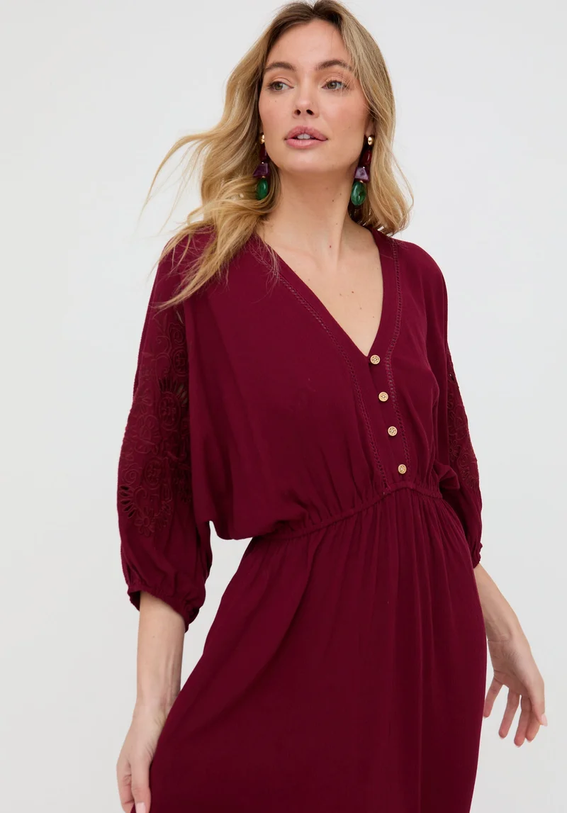 رافاي Somerton Kaftan Style Embroidered Maxi Dress In Burgundy