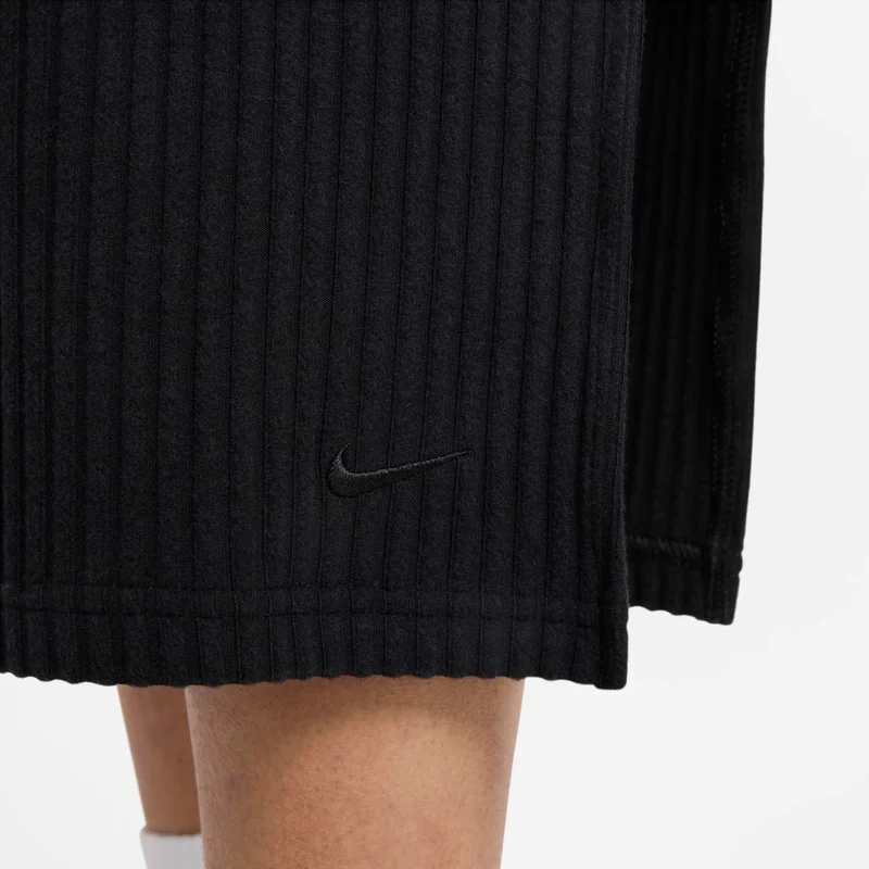 Nike Black Women's Sportswear Chill Midi Skirt for Women | Best Price UAE