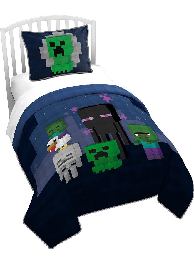 Jay Franco Minecraft Bad Night Full/Queen Quilt & Sham Set - Image 1