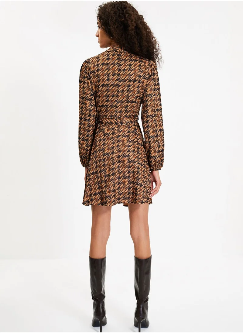 trendyol Cut Out Detail Printed Bodycon Dress