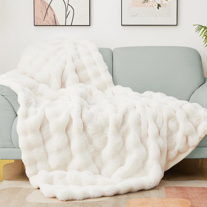 Latepis Luxury Faux Fur Throw Blanket Fuzzy for Couch Soft Thick Blanket for Bed Sofa Cute Plush Fuzzy Warm Blanket for All Seasons Ideal Gifts Luxury Throw Blanket Beige 50x60 Inch 860gsm