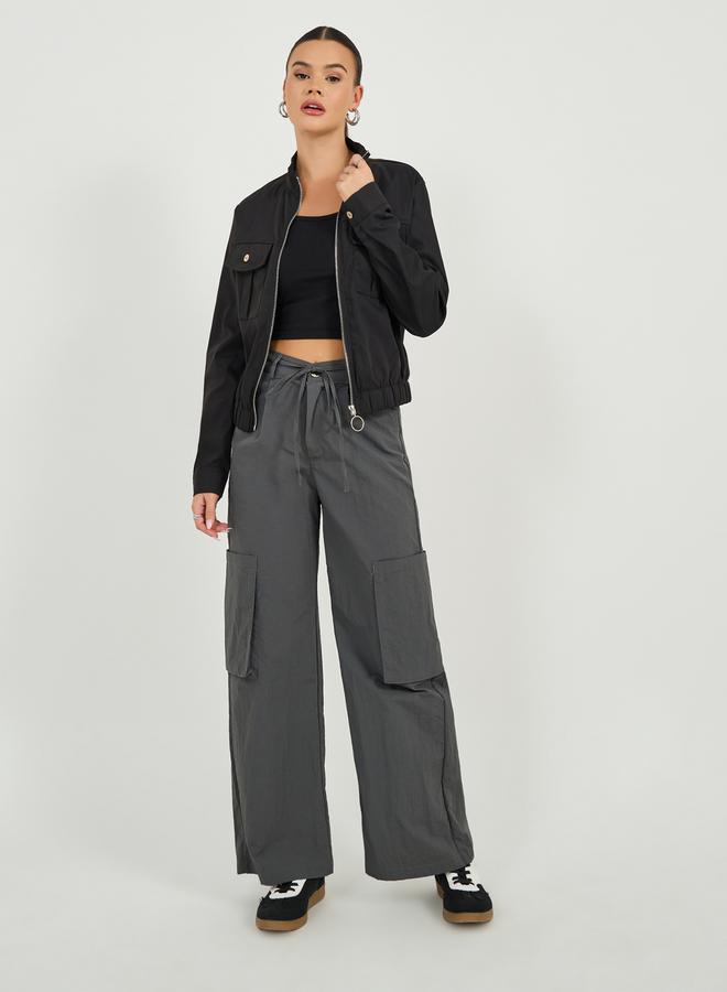 ستايلي جاكيت بسحاب وأكمام طويلة بلون سادة - Image 2