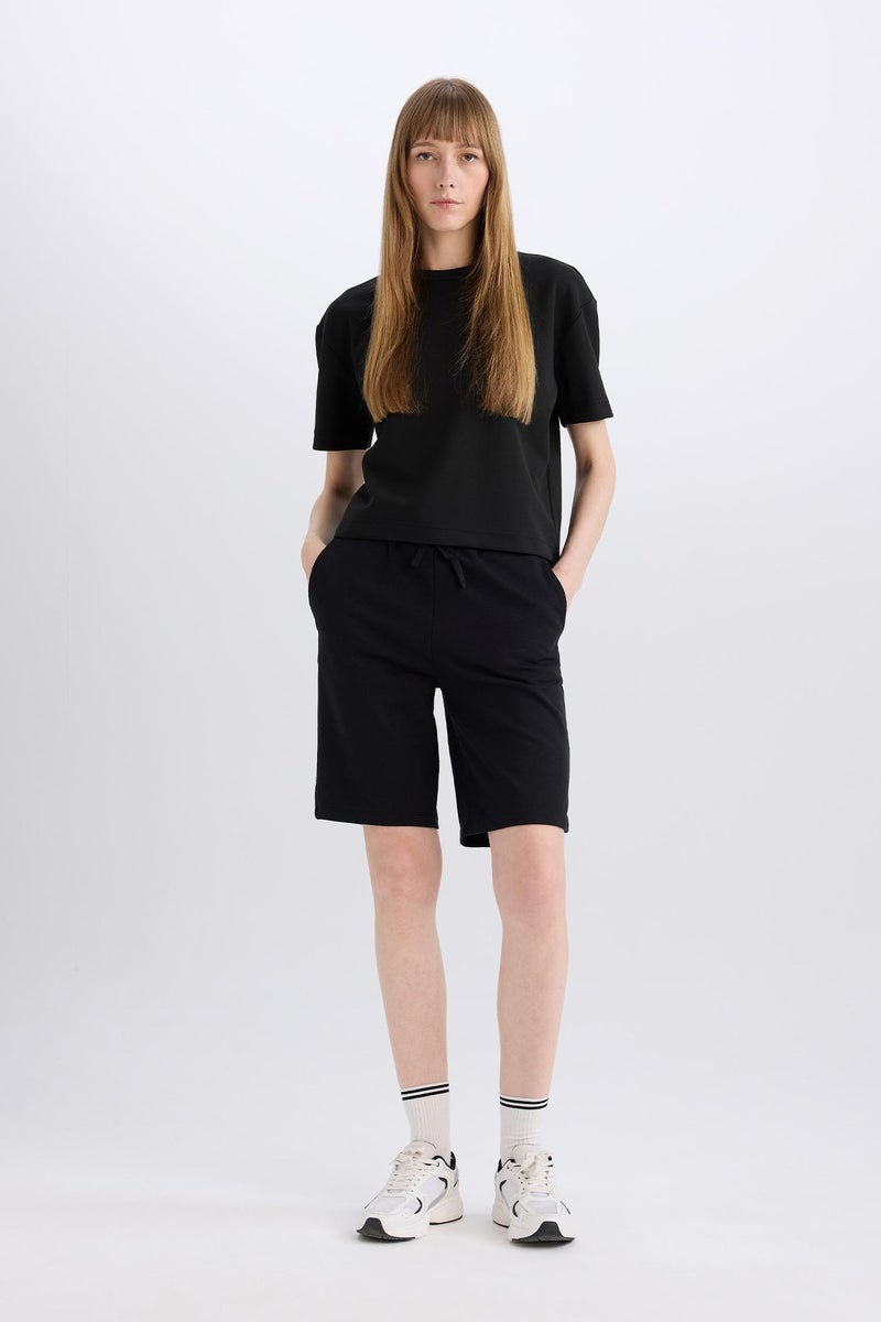 DeFacto Woman Regular Fit Thin Sweatshirt Fabric Basic Normal Waist Regular Hem Bermuda  - Image 2