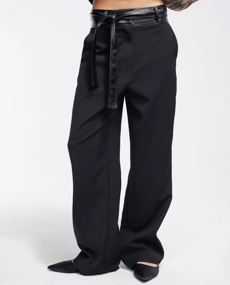 Lola Casademunt Trousers with waistband detail