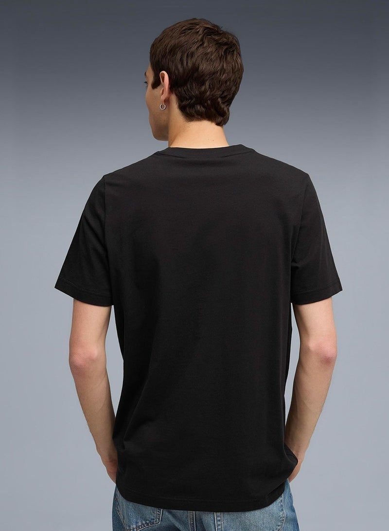 Puma Men's Graphic Cat Logo Tee - Image 2