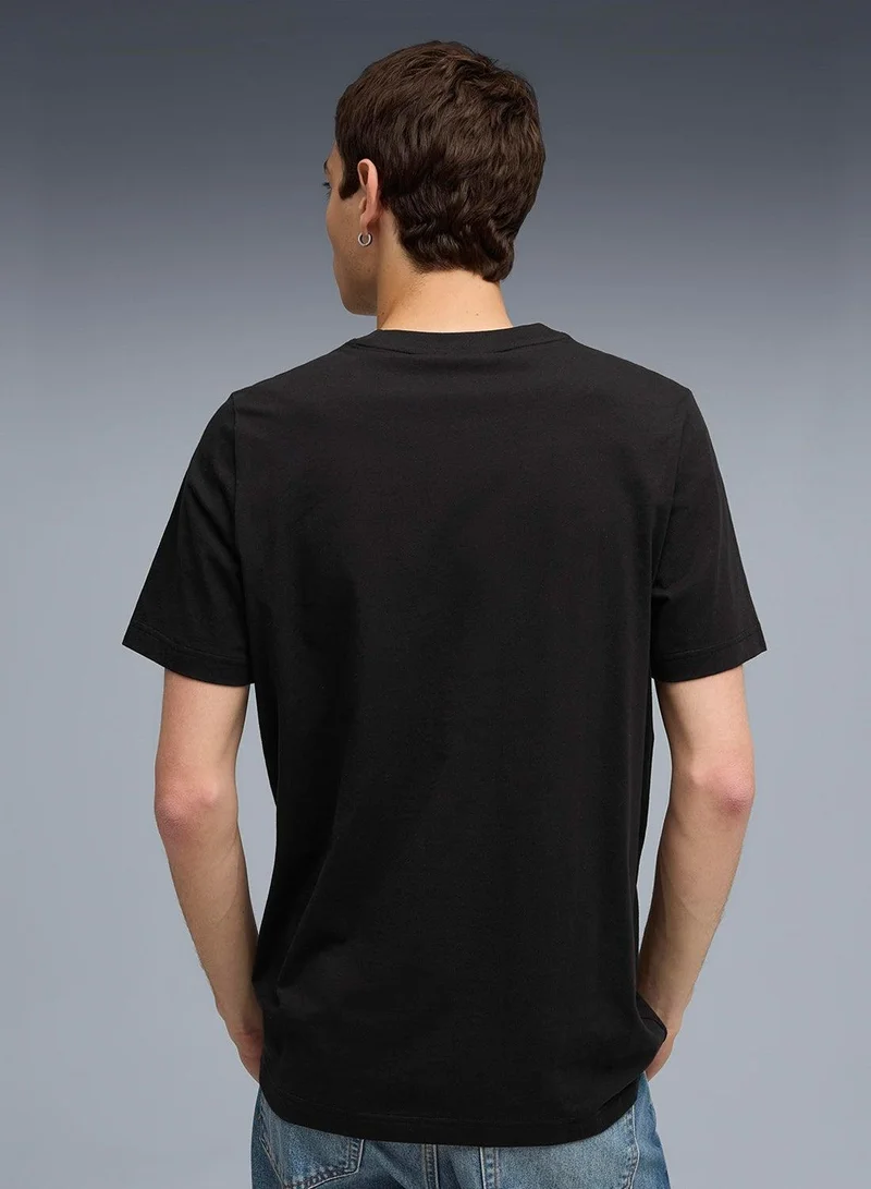 بوما تيشيرت بوما بشعار القطة الجرافيكي للرجال