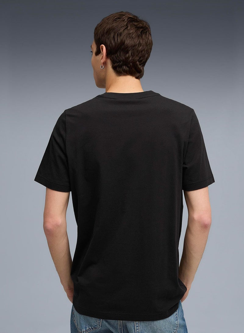 Puma Men's Graphic Cat Logo Tee - Image 2