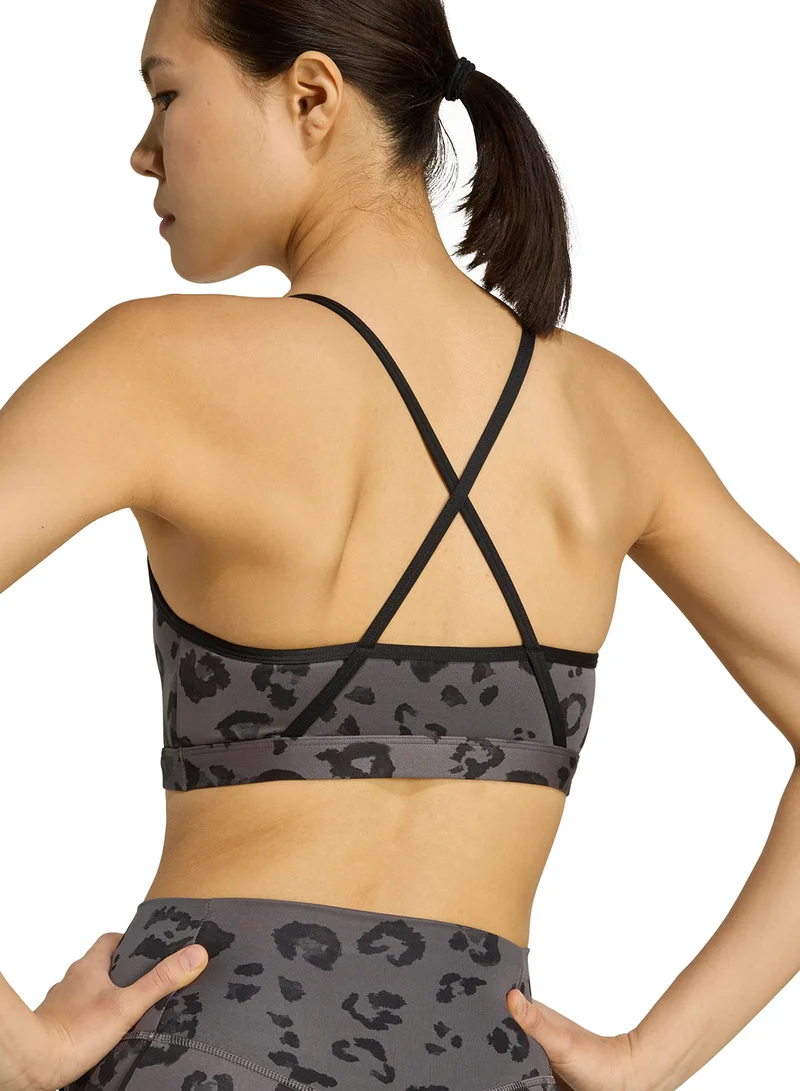 اديداس برا باوررياكت إسنشال بطبعة خفيفة الدعم