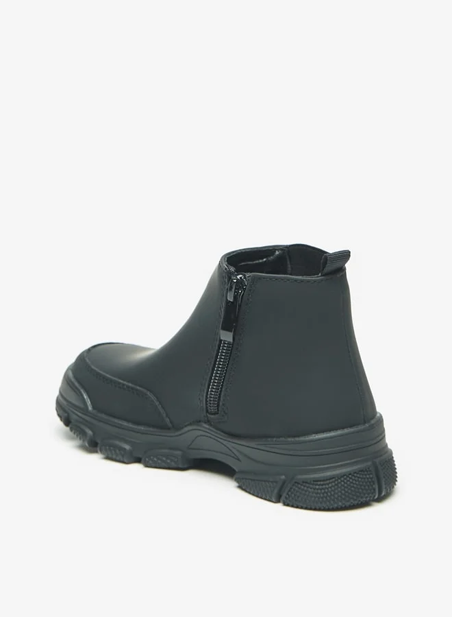 ال بي ال من شو اكسبرس Boys Textured Low Ankle Boots with Gusset and Zip Closure