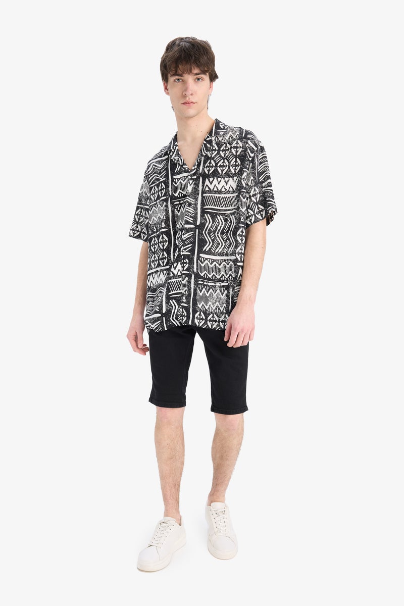 DeFacto Man Regular Fit Apache Neck Short Sleeve Shirt - Image 3