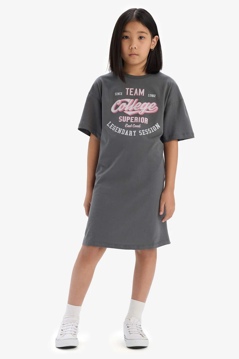 ديفاكتو Girl Oversize Fit Pattern Printed Short Sleeve Dress
