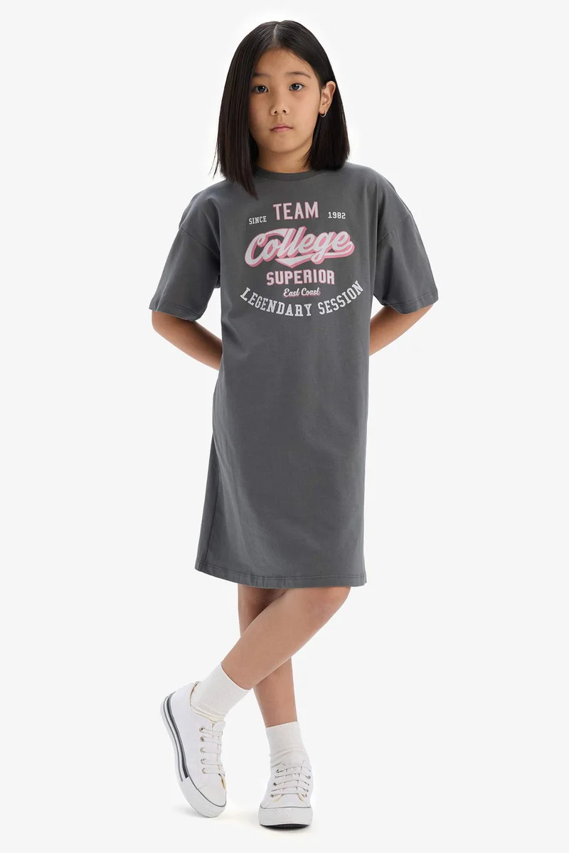 ديفاكتو Girl Oversize Fit Pattern Printed Short Sleeve Dress