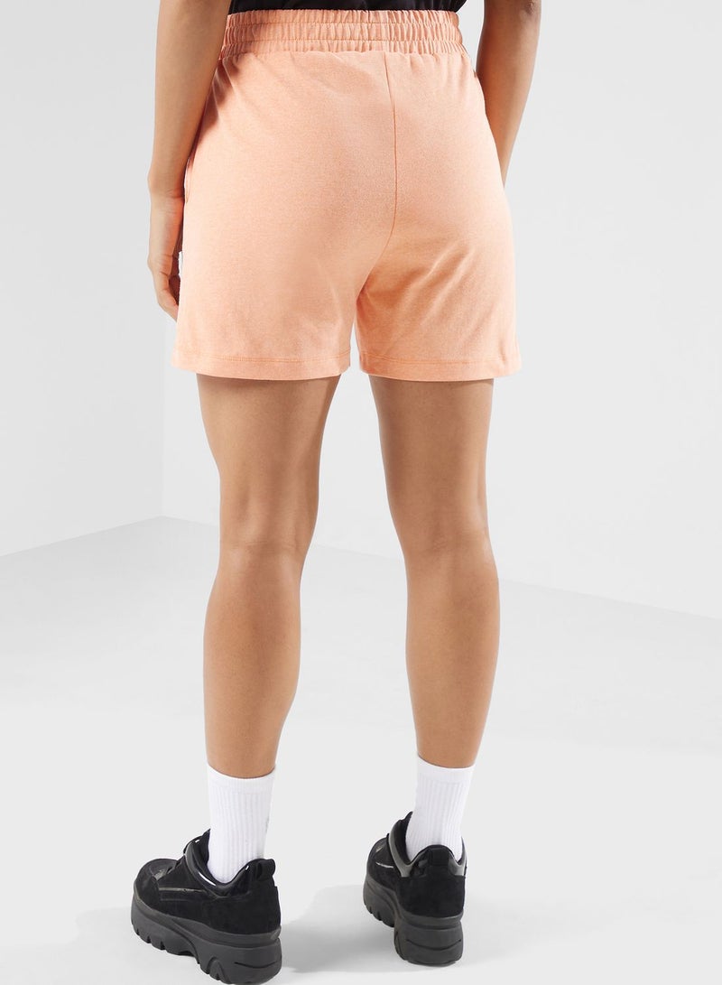 ذا جيفينج موفمنت شورت بنمط باهت - Image 2