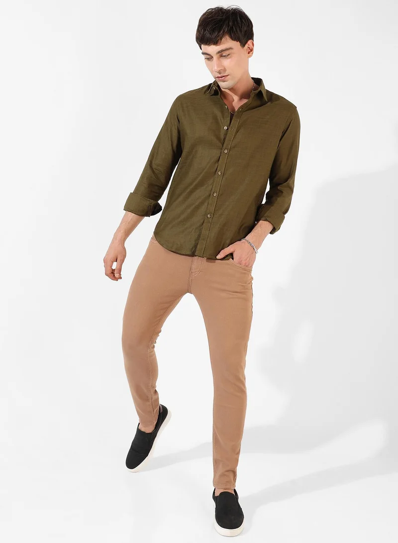 Campus Sutra Men's Solid Olive Green Regular Fit Casual Shirt