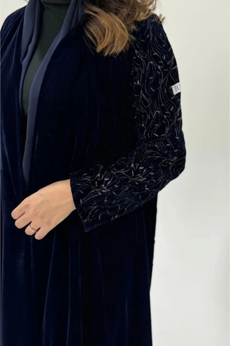 Tori-abaya Navy velvet abaya with embroidered sleeves