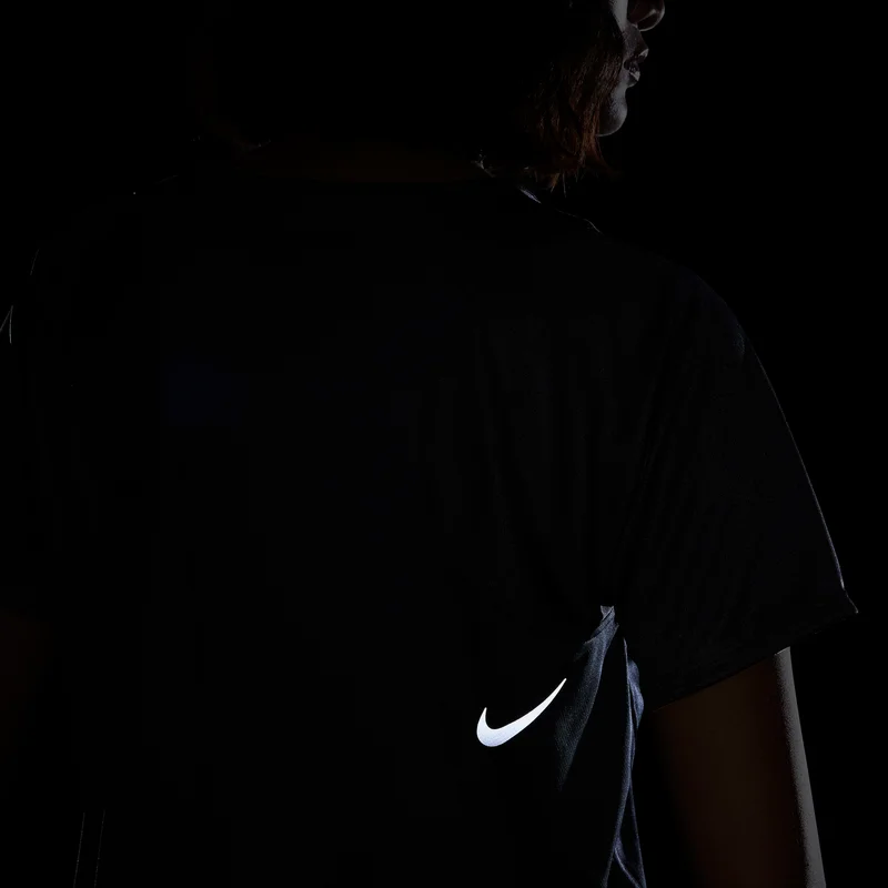 Nike Black Women's Dri-FIT Race T-Shirt for Women | Best Price UAE