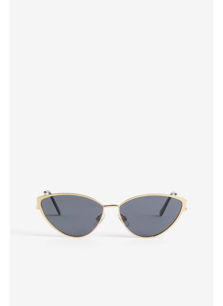 اتش اند ام Cat-Eye Sunglasses