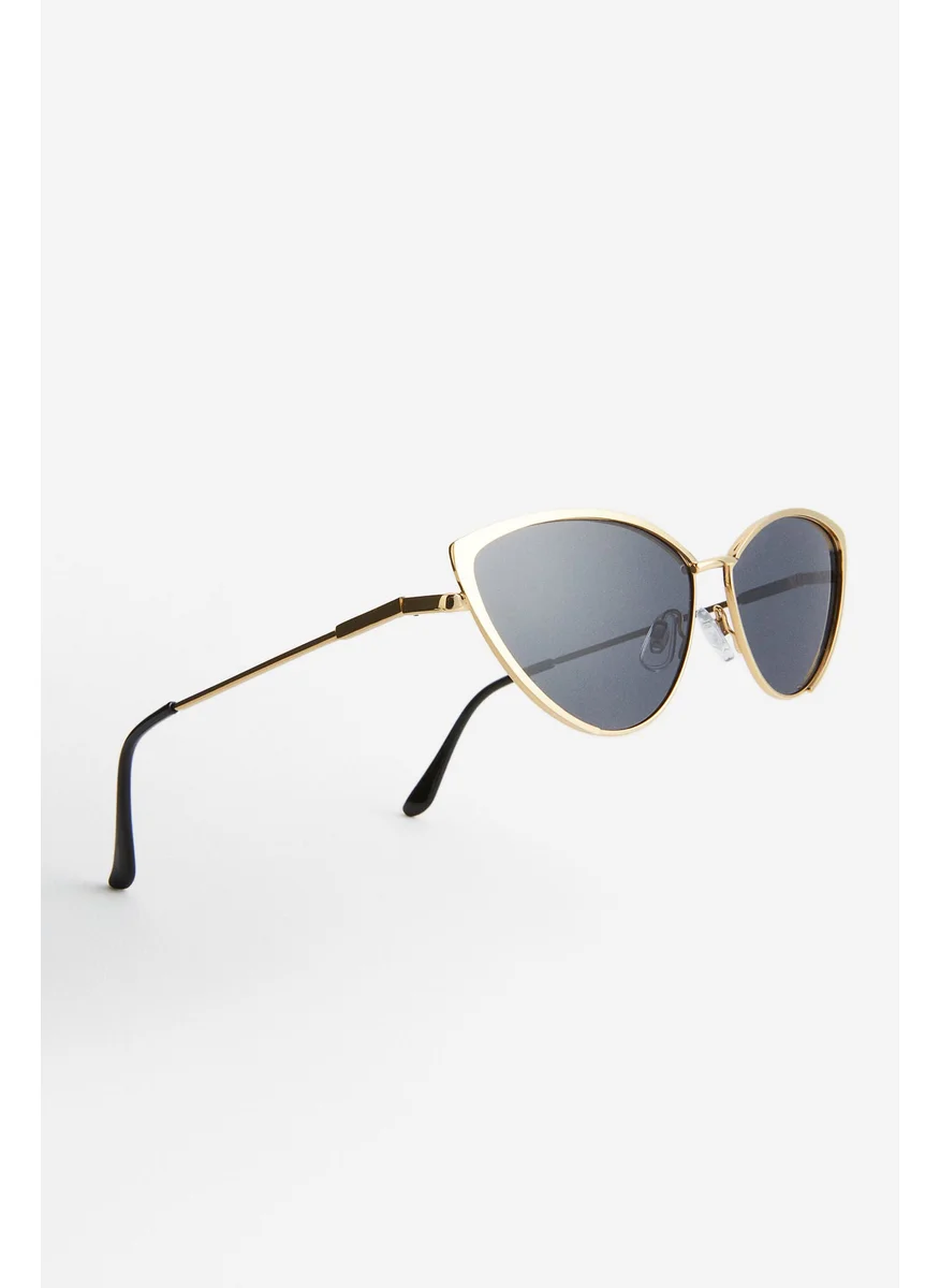 اتش اند ام Cat-Eye Sunglasses