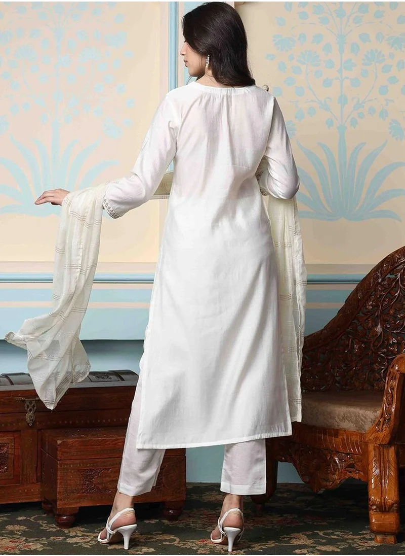 آي شين White Ethnic Motifs Yoke Desig Zari Detailed Kurta With Trousers & Dupatta