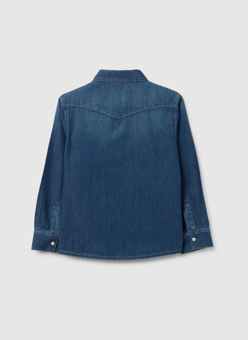 او في اس قميص جينز قطن نقي بقصة عادية للأطفال من