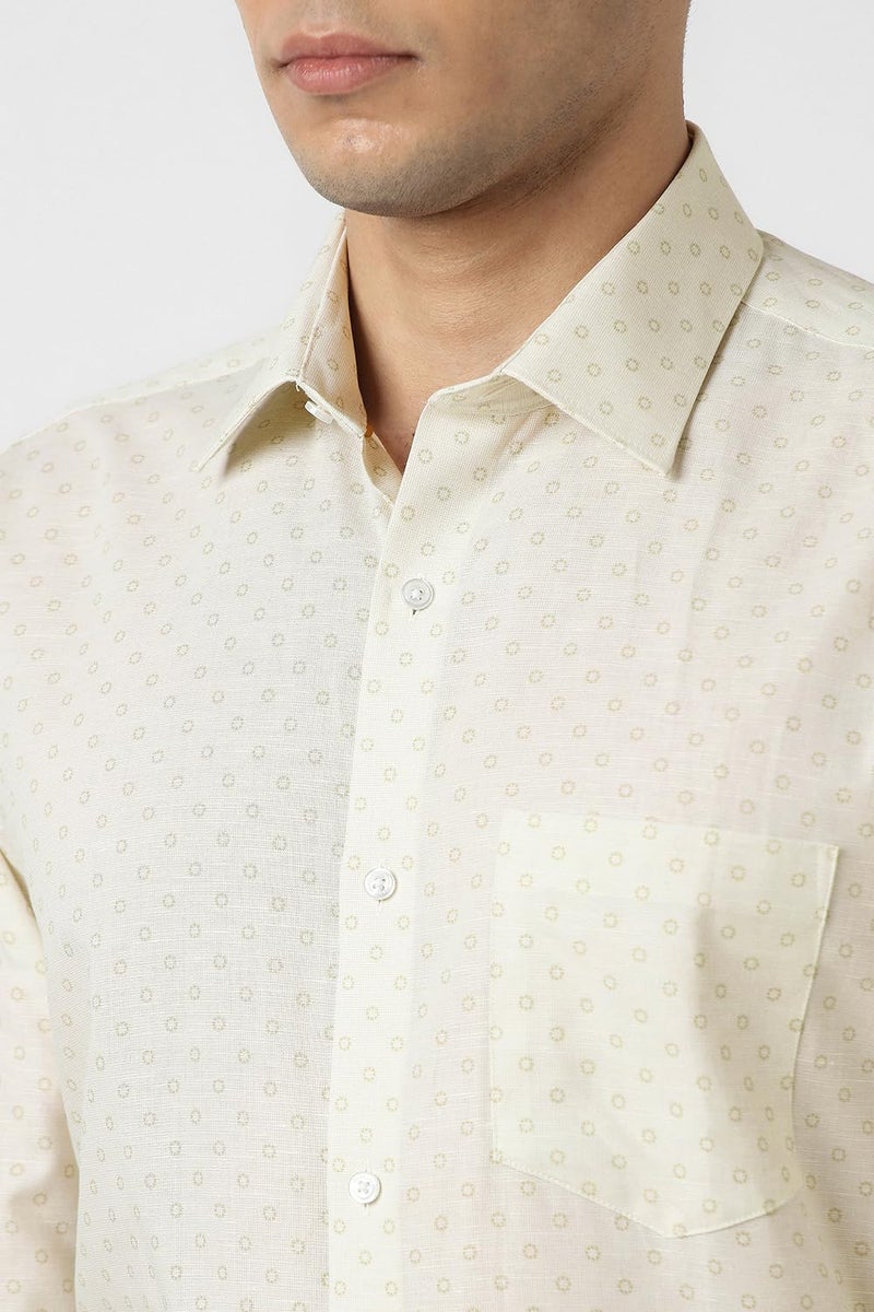 Van Heusen قميص فان هيوزن للرجال بقصة عادية (VHSFFCUB656276_بيج) - Image 4