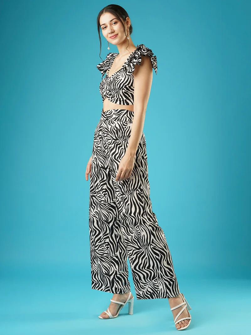 globus Globus Women Black & White Animal Printed Shoulder Straps Flutter Sleeves Crop Top & Trousers