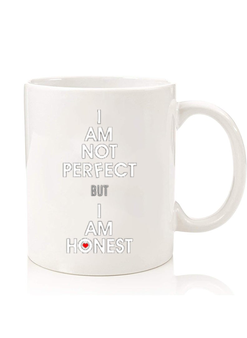 Theodor فنجان قهوة مطبوع بجودة ممتازة من الجهتين للاستخدام في المنزل والمكتب، للأطفال والرجال والنساء، أنا لست مثاليًا لكنني صادق - Image 1