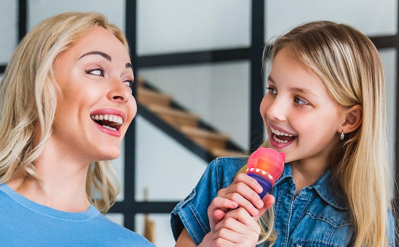 eKids DreamWorks Gabby's Dollhouse Toy Microphone for Kids, Musical Toy for Girls with Built-in Song, Great Stocking Stuffers for Kids - Image 3