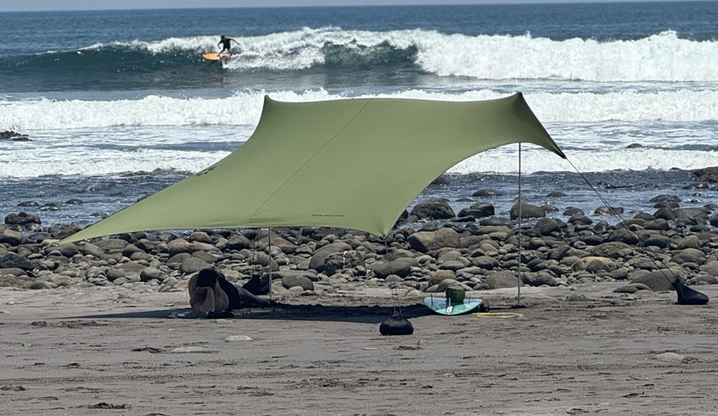 Neso Tents Grande Beach Tent, 7ft Tall, 9 x 9ft, Reinforced Corners and Cooler Pocket (Army Green) - Image 2