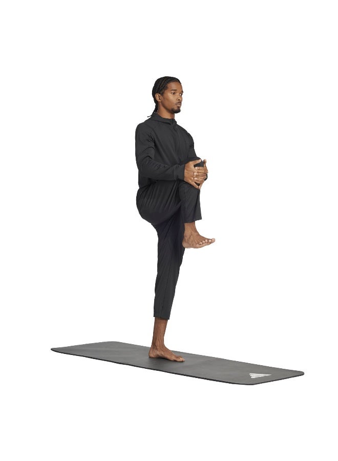 اديداس سترة رياضية  بغطاء رأس أسود للرجال - Image 4