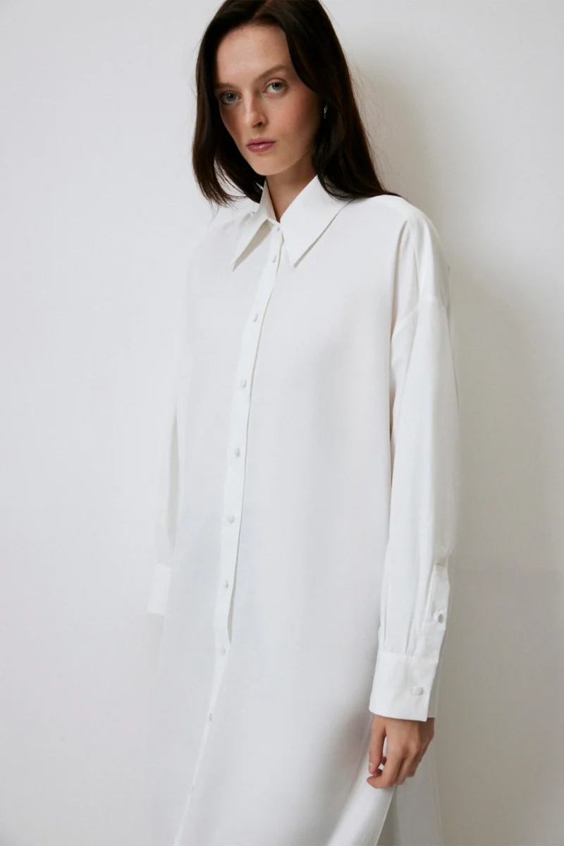 توتشي Slit Oversize Shirt Dress