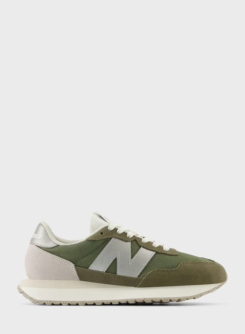 New Balance 237 Sneakers