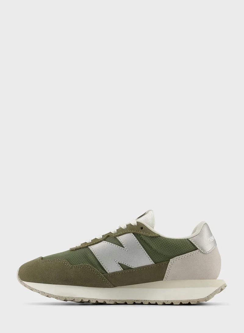 New Balance 237 Sneakers