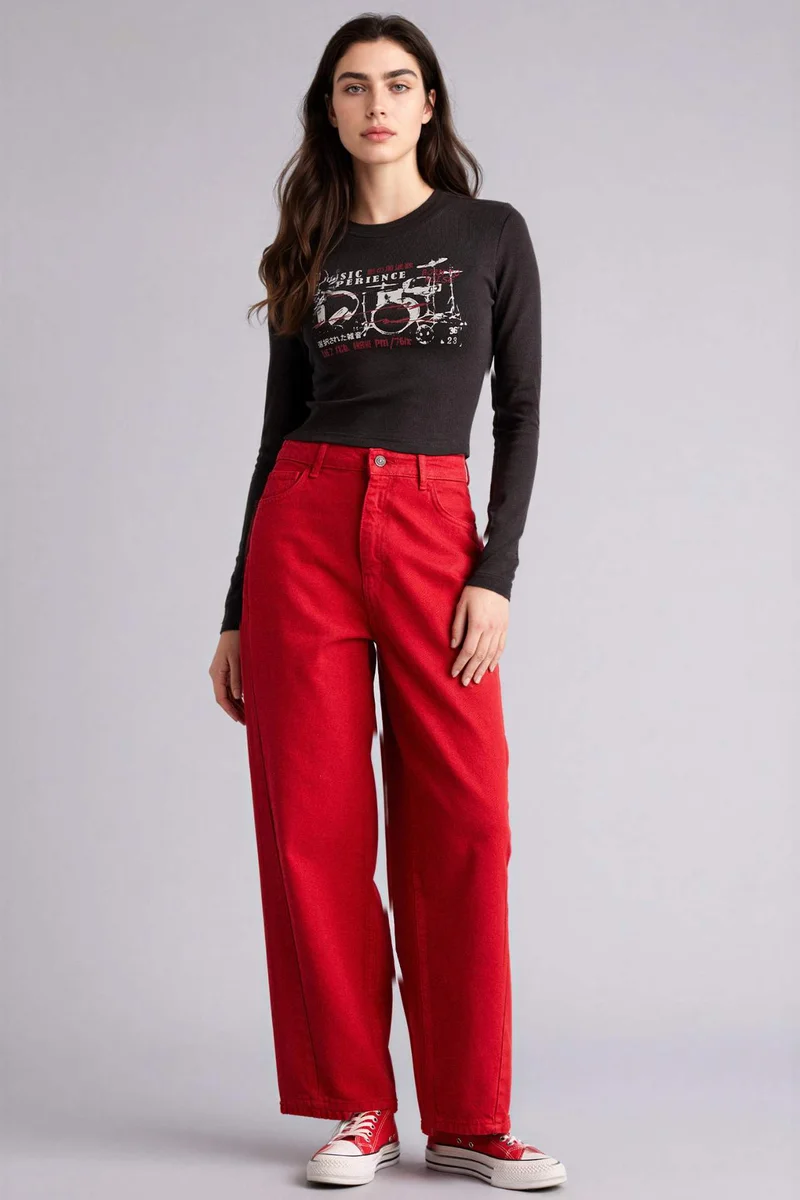 ديفاكتو Slim Fit Crew Neck Printed Ribana Long Sleeve T-Shirt
