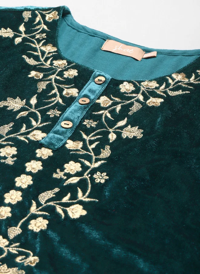 SASSAFRAS Teal Green Floral Embroidered Velvet Kurta for Women