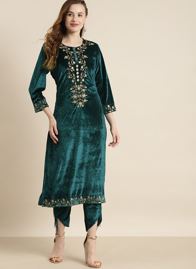 SASSAFRAS Teal Green Floral Embroidered Velvet Kurta for Women - Image 1