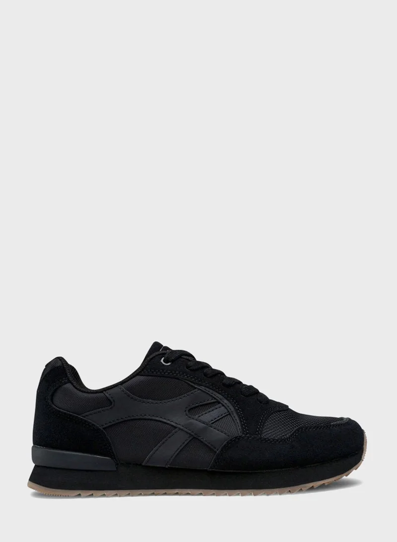 CCC Casual Low Top Sneakers