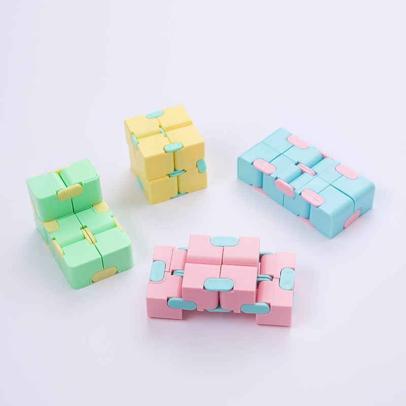 2x2 Magic Cube Infinite Cube Fidget Toy - Image 3