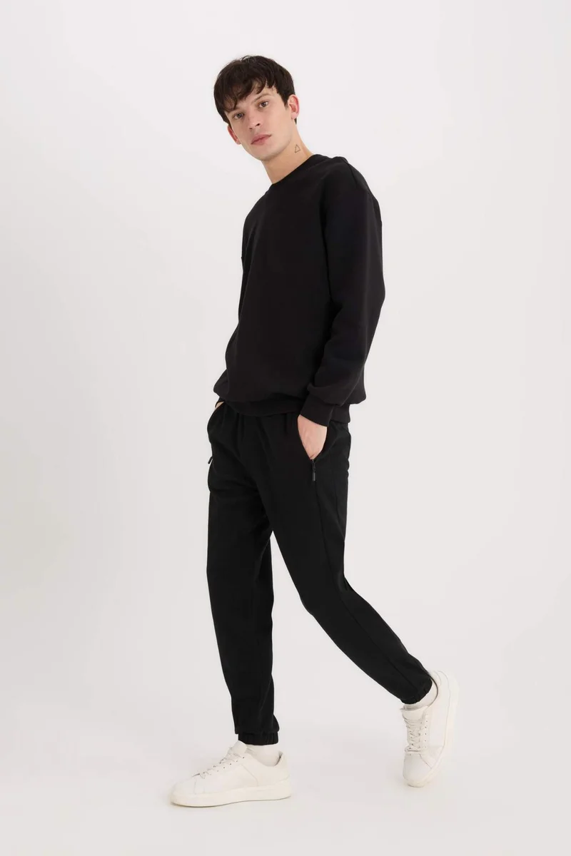 ديفاكتو Slim Fit Zippered Pique Sweatpants