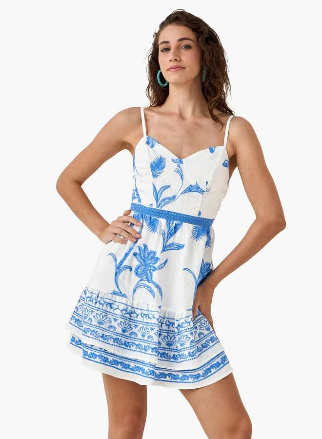 سبلاش فيڤ Women Embroidered Dress
