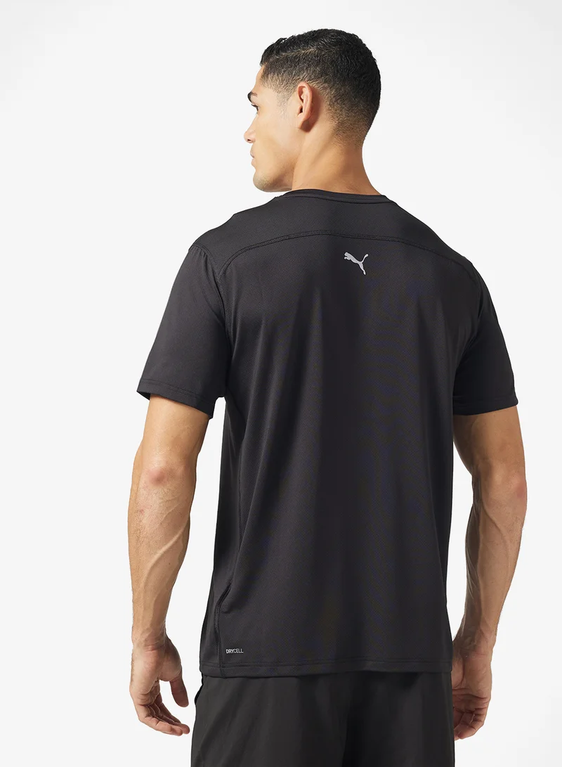 بوما تيشيرت شبكي بطبعة Run Club