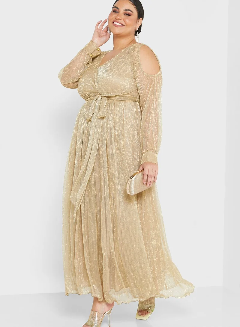 Ella Limited Curve Metallic Plisse Cold Shoulder Dress