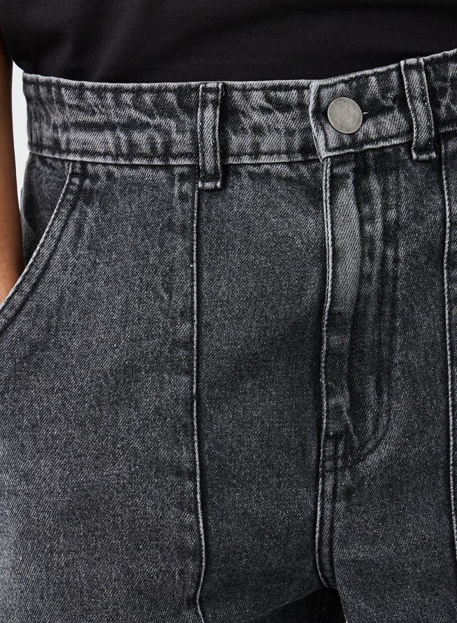 ستايلي جينز ستايلي بخصر متوسط وتصميم مدبب مغسول