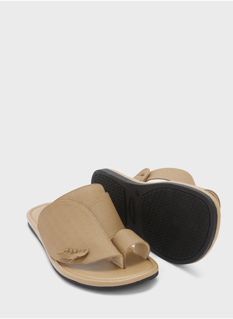 Robert Wood - Ksa Traditional Shirgi Men'S Sandal - Image 1
